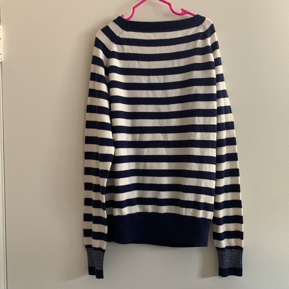 🌈4/$20 Tommy Hilfiger sweater - Picture 4 of 4